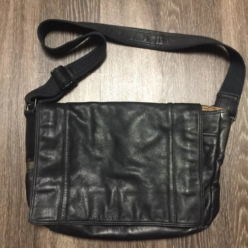 Fossil black leather messenger bag